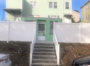 9 Division St, Worcester, MA 01604