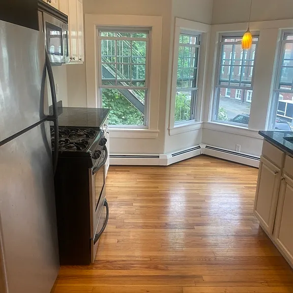 31 Prospect St #3 — Photo 8