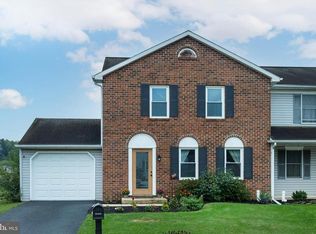 22 Thornapple Dr, Marietta, PA 17547