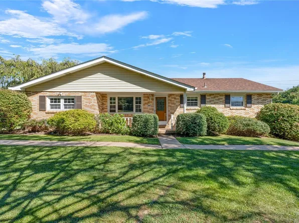 426 Paris Colliers Rd, Burgettstown, PA 15021