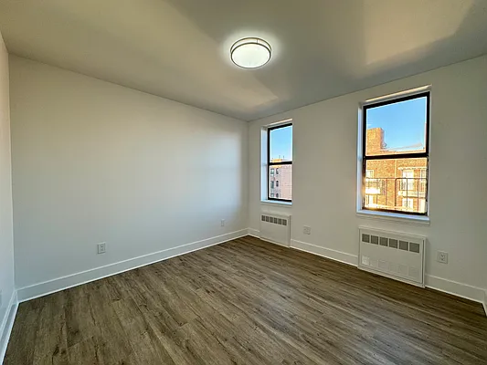 Rented by Oxford Property Group | media 6