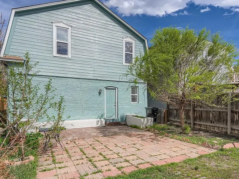 923 Lipan St — Photo 19