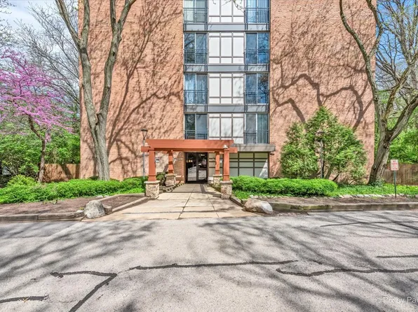 5800 Oakwood Dr Unit 2A, Lisle, IL 60532