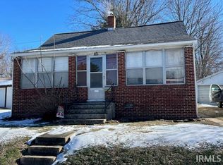 1009 N Jackson St, Huntingburg, IN 47542