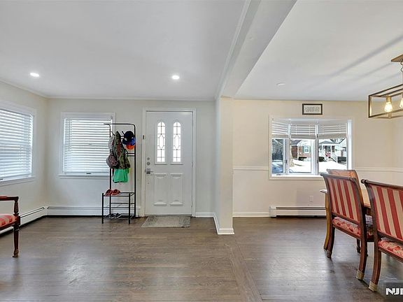 4th image of 119 Sussex Rd