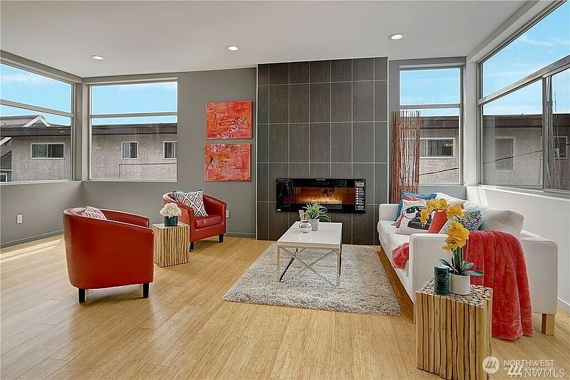 5th image of 6546 24th Avenue NW