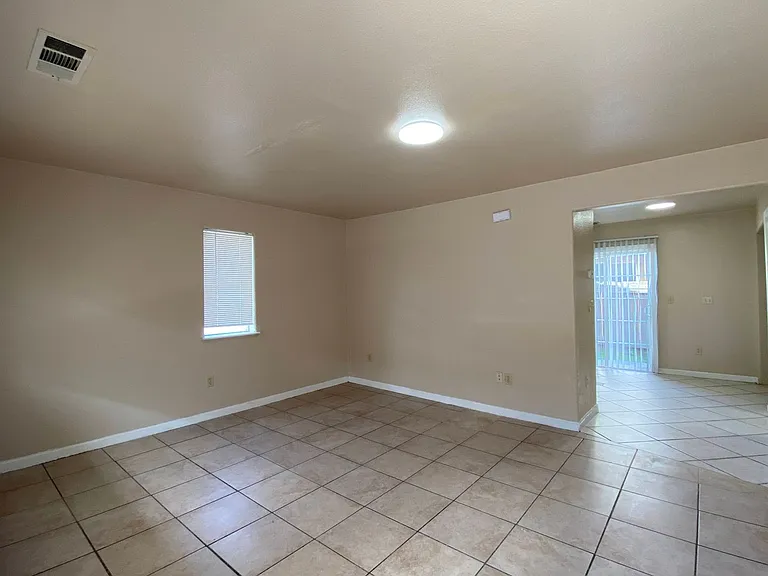 8626 Acapulco Way #4 — Photo 4