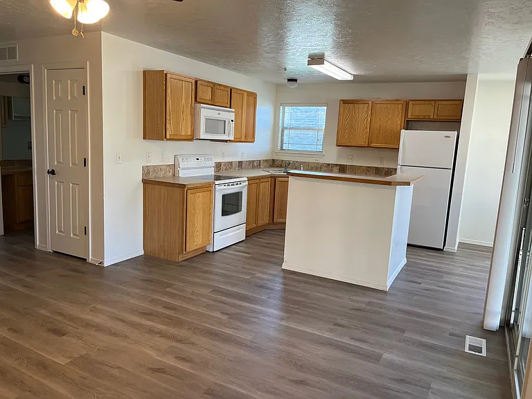 9176 W Brogan Dr #101 — Photo 12