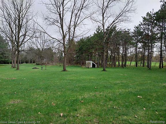 4th image of 4166 Marathon Rd