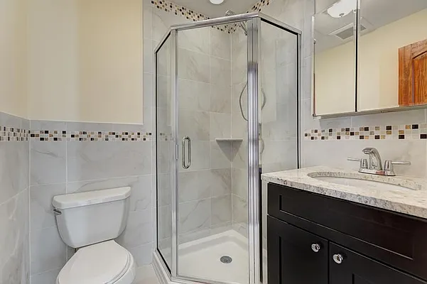 Rented by Brooklyn Bridge | media 13