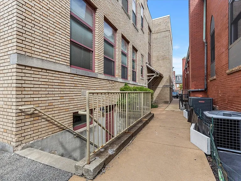 1822 Harcum Way #1 — Photo 30