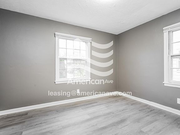 9-Main Bedroom