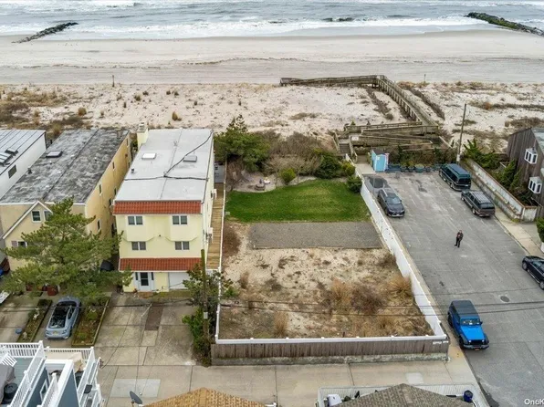 10 Virginia Avenue, Long Beach, NY 11561