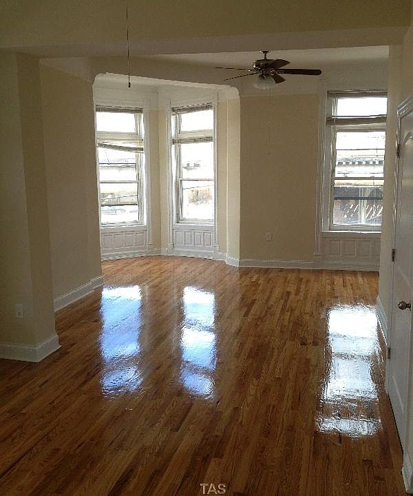1st image of 3358 N Sheffield Ave APT 3