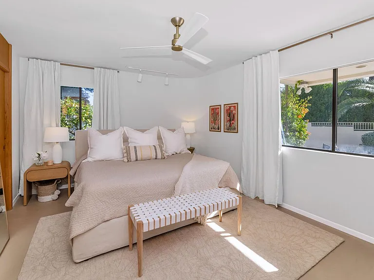 9447 E Calle De Valle Dr — Photo 12