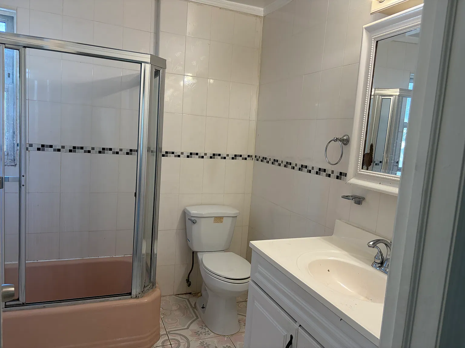 3 bed, 1400 sqft, $2,600 — Photo 1