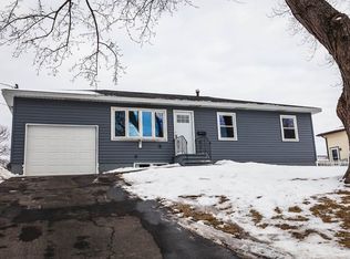 7 Crestone Rd, Albany, NY 12205