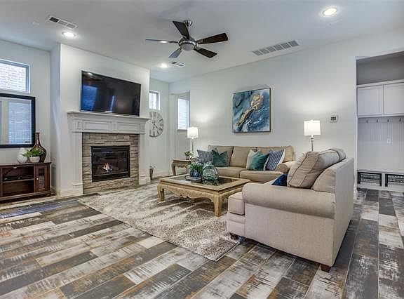 4th image of 5908 Uplands Dr