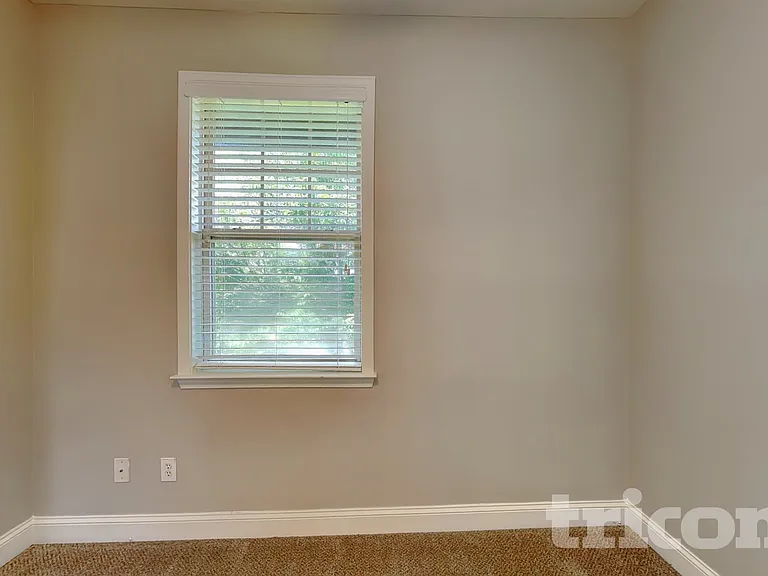 4384 Challedon Dr — Photo 13