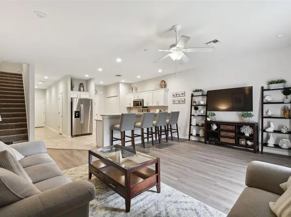 1221 Grantham Dr, Sarasota, FL 34234
