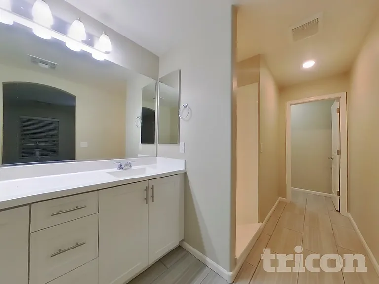 12564 W Hummingbird Ter — Photo 11