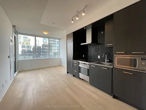 120 Bayview Ave #N706 Photo 1