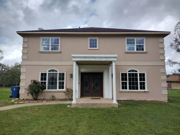 115 Oak Colony Dr, Angleton, TX 77515