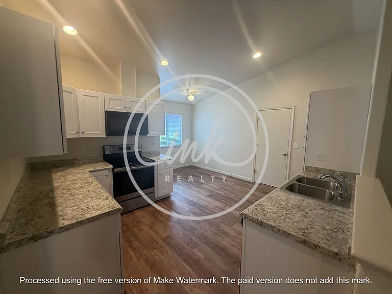 1464 Garden Glen Ct — Photo 5