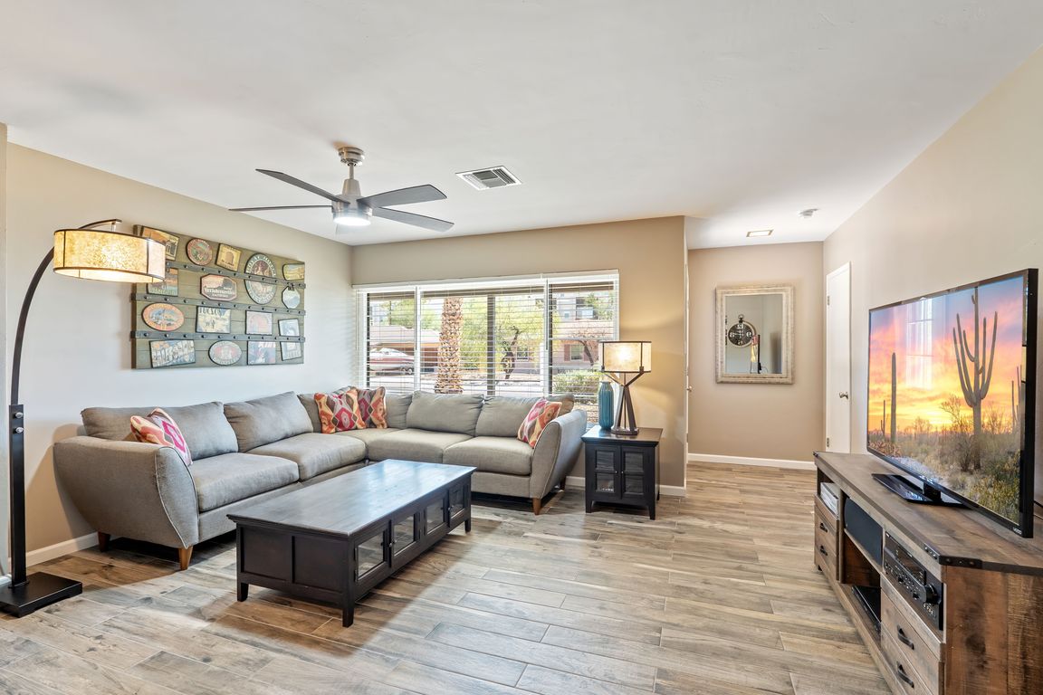 next background image