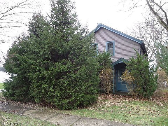 2nd image of 4546 W High St