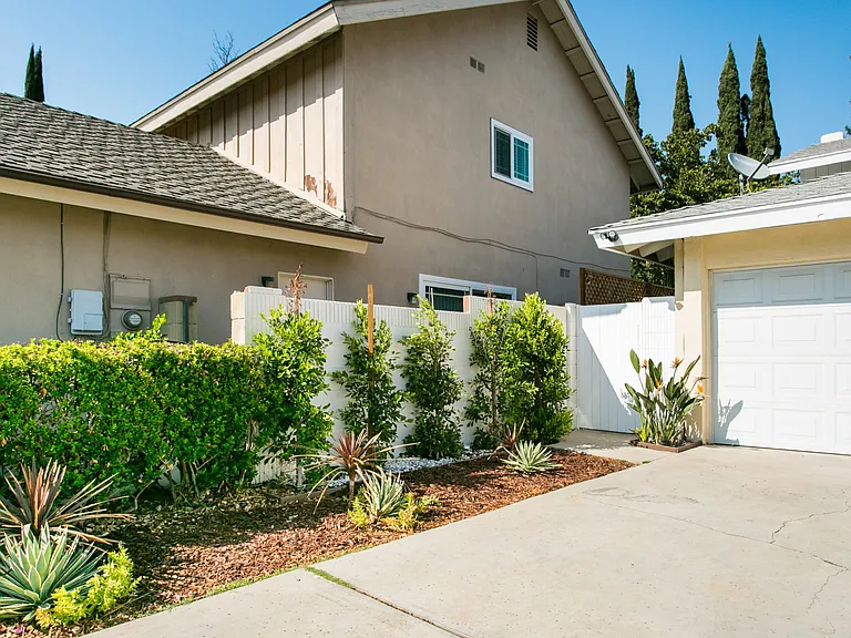 5534 Alcove Ave — Photo 18
