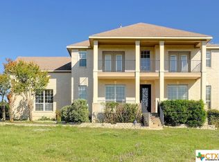 121 Oyster Spgs, Canyon Lake, TX 78133