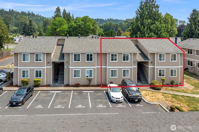 2nd image of 1609 Maple Lane #C5-C8