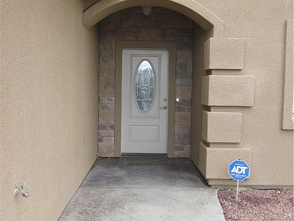 3rd image of 2843 Harrod Ave