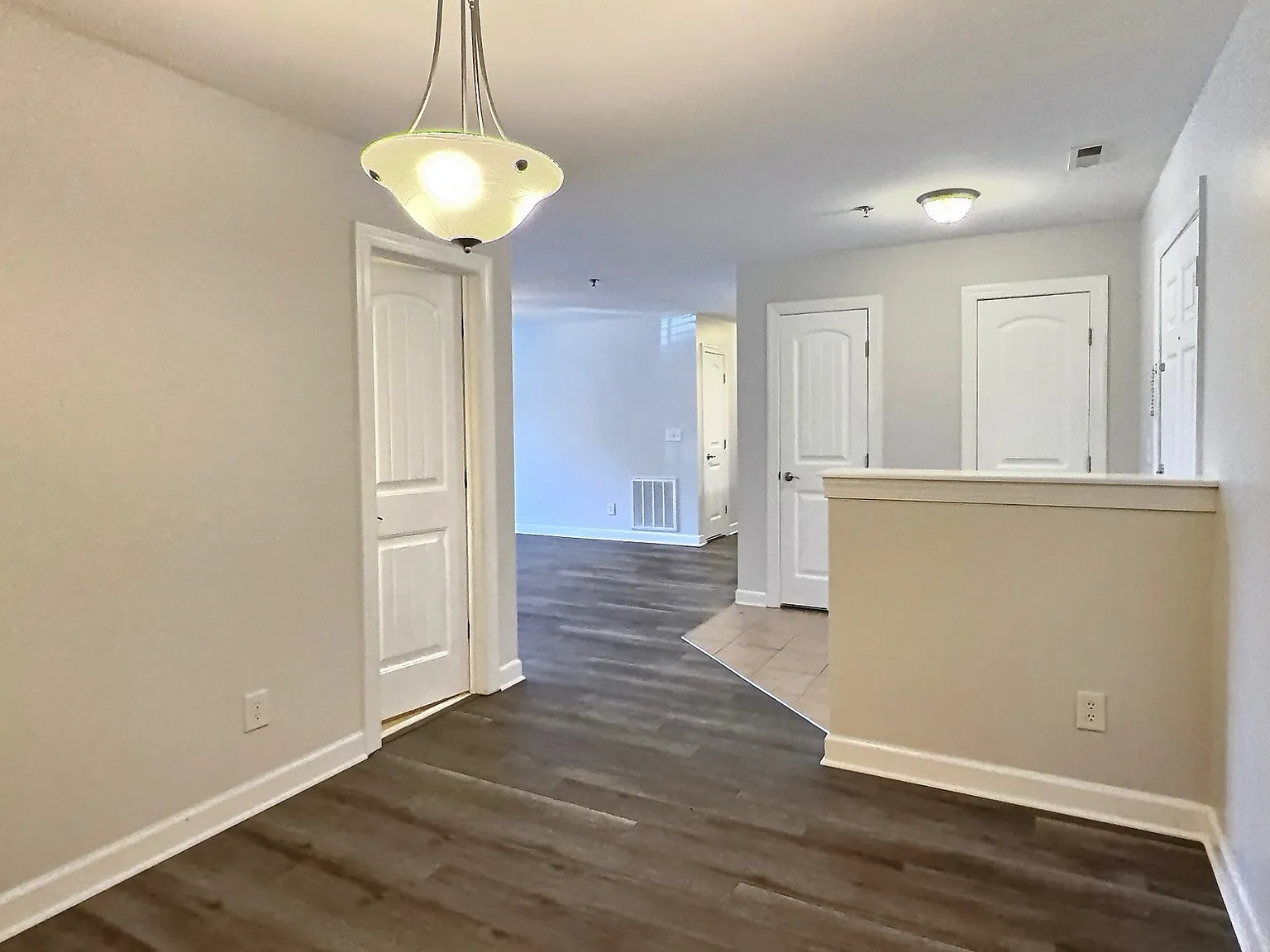 3 bed, 1400 sqft, $1,400 — Photo 4
