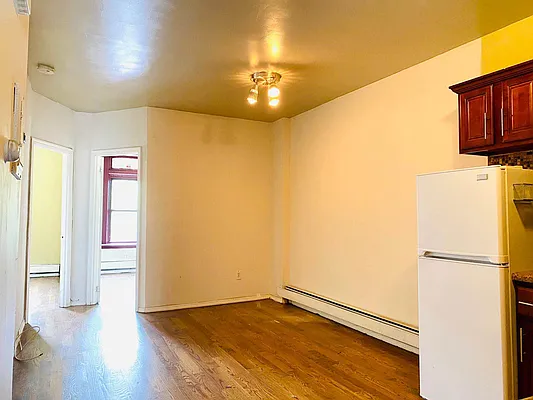 Rented by Blue Egg Realty Corp | media 30