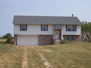11471 W Old Rocheport Rd, Rocheport, MO 65279