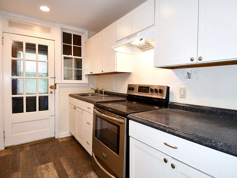 1314 Downing Pl NE #2 — Photo 8