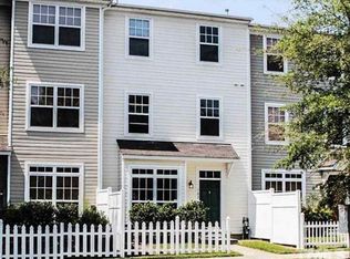 8641 Neuse Club Ln APT 102, Raleigh, NC 27616