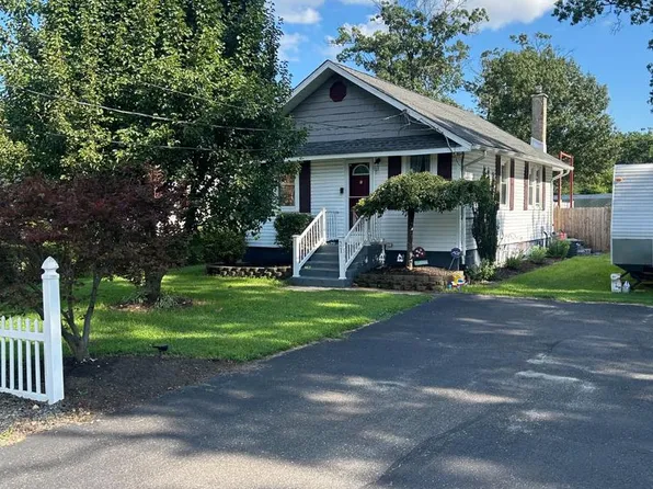 21 Margaret Ave, Sewell, NJ 08080