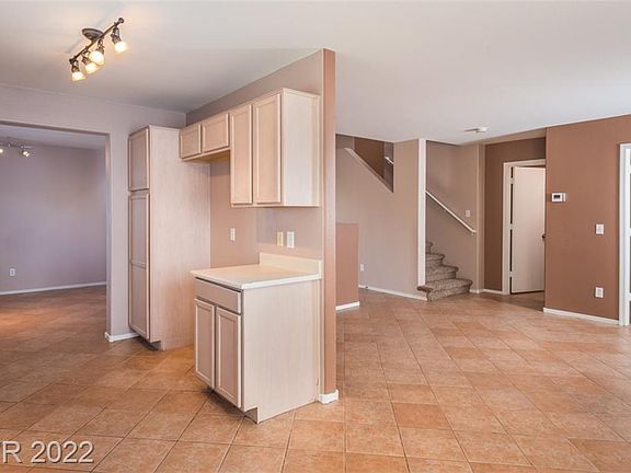 5th image of 9467 Royal Desert St #0