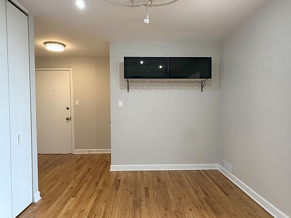 Dining Area - Additional Storage