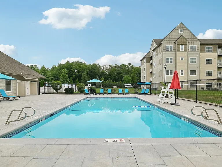 51-web-or-mls-Princeton Way-1207-906