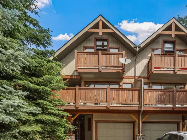 813 S 5th St #4, Canmore, AB T1W 2G1