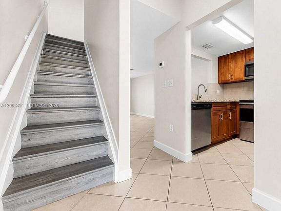 5th image of 3821 NW 90th Ave #3821