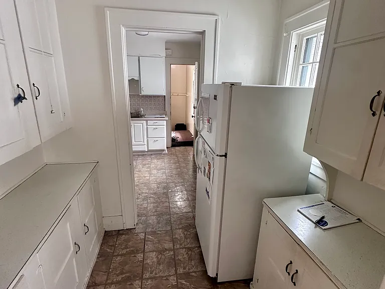 152 Milburn St #2 — Photo 7