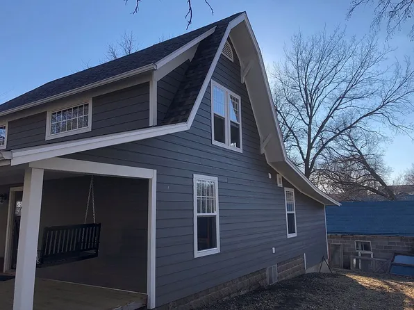 311 N 13th St, Marysville, KS 66508