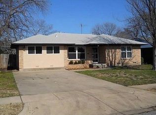 2417 Tisinger Ave, Dallas, TX 75228