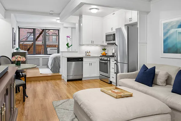 Sold by Hauseit LLC | media 4