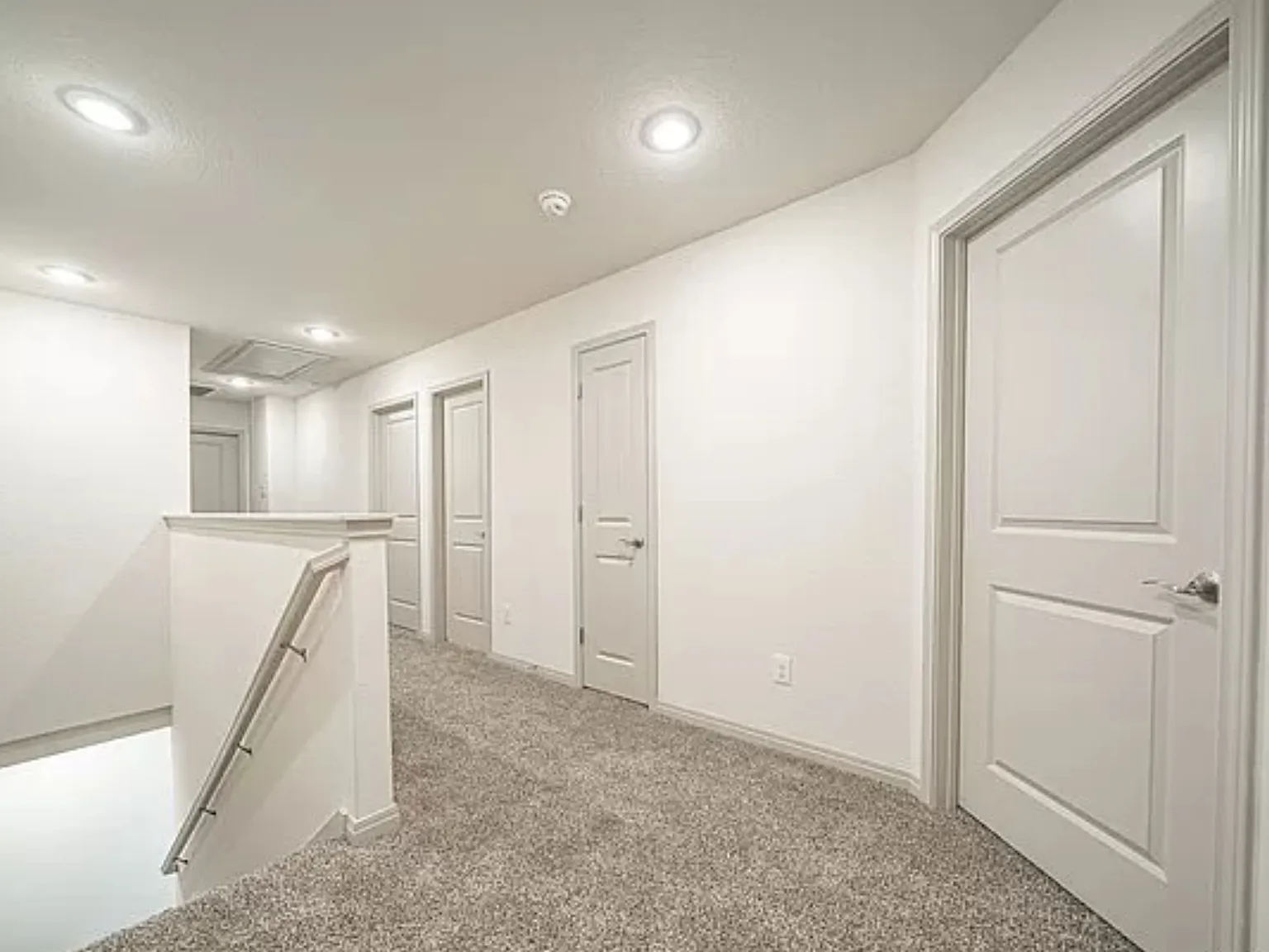 3 bed, 2.5 bath, 1505 sqft, $1,650 — Photo 3